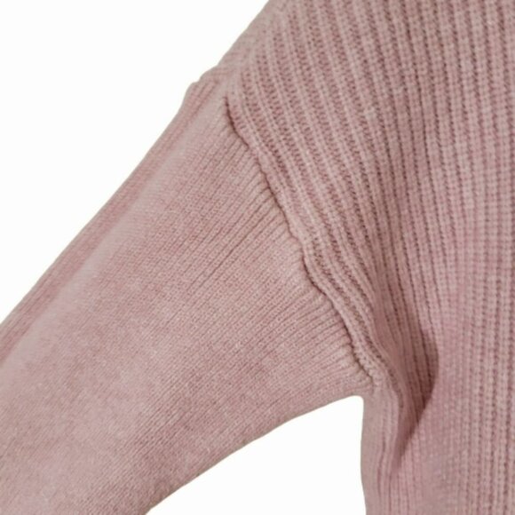 Cyrus turtle neck OVERSISE blush pink sweater, long sleeve, rib knit - Picture 3 of 6